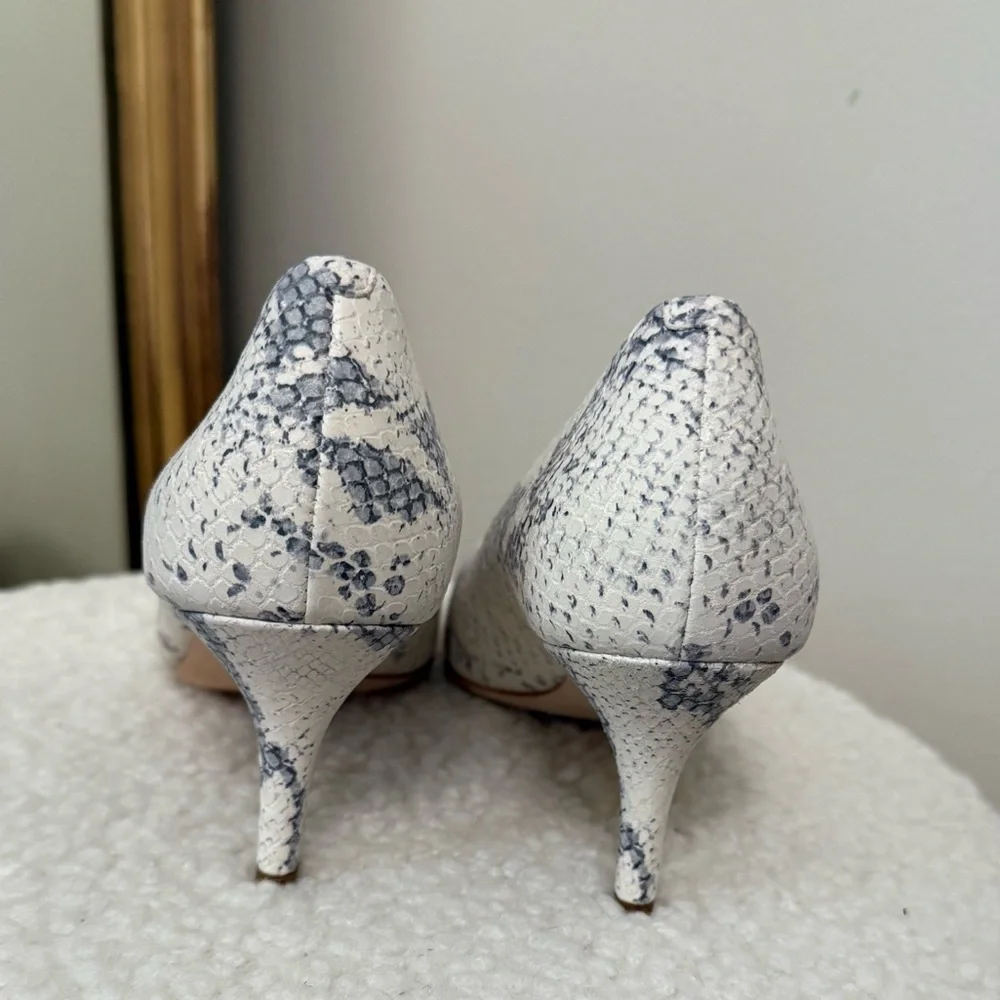 NEW Cole Haan Vesta White and Gray Snakeskin pointy toe heels